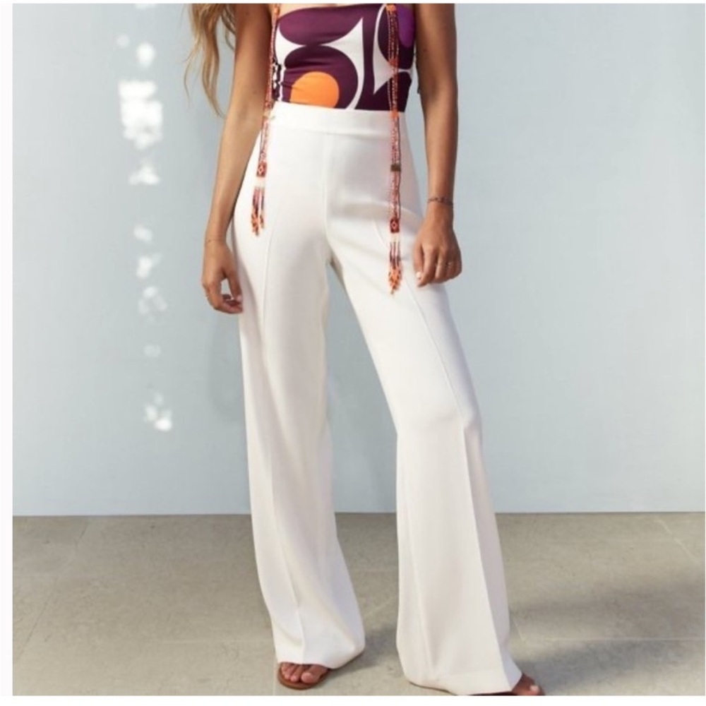 ZARA WHITE FLOWY SIDE ZIPPER PANTS
